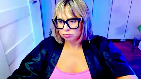 Diana online show from May 12, 2026, 6:21 am