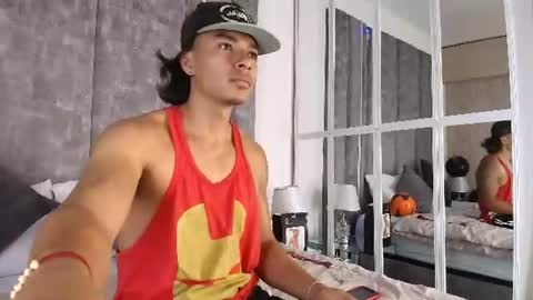 Lycan online show from June 17, 2026, 2:47 am