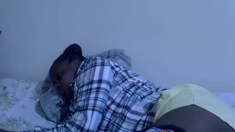 lyn_anna online show from May 12, 2026, 4:59 pm