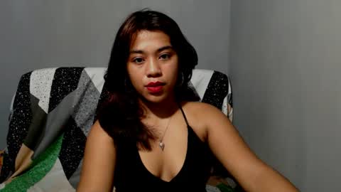 Snapshot of lynskaye2005 chatting on July 2, 2026, 12:32 am Lyn online show from July 2, 2026, 12:32 am