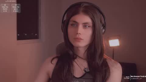 Lyodass online show from August 1, 2026, 12:54 am
