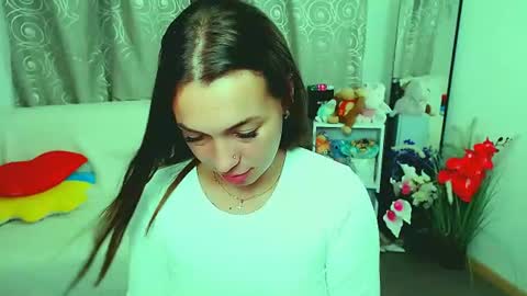 Snapshot of m_vikki chatting on June 27, 2026, 1:17 pm Vikki online show from June 27, 2026, 1:17 pm