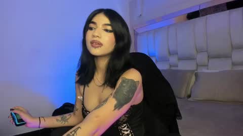  BELLA  online show from June 12, 2026, 7:35 pm