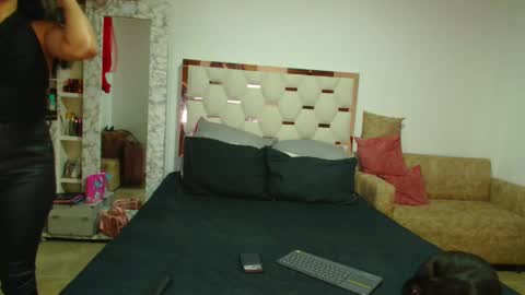 Snapshot of madeyn_roses chatting on February 1, 2026, 2:54 am madelyn roses online show from February 1, 2026, 2:54 am