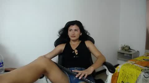madisson_jones18 online show from July 30, 2026, 7:13 pm
