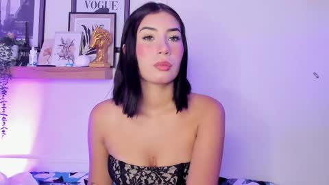 Snapshot of madissonkay chatting on May 21, 2026, 7:32 pm online show from May 21, 2026, 7:32 pm