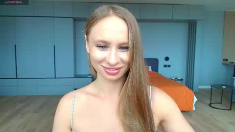 Snapshot of madlen_new chatting on June 16, 2026, 11:35 am Madlen online show from June 16, 2026, 11:35 am