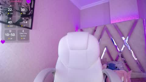 Snapshot of madyson_hill chatting on May 17, 2026, 12:23 pm Madyson online show from May 17, 2026, 12:23 pm