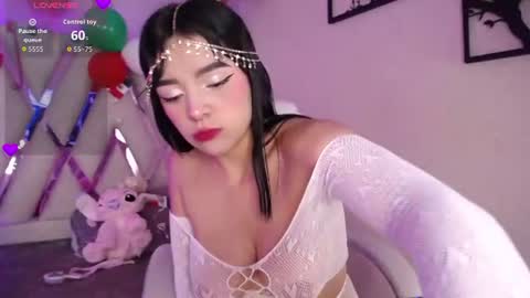 Snapshot of madyson_hill chatting on June 12, 2026, 10:36 am Madyson online show from June 12, 2026, 10:36 am