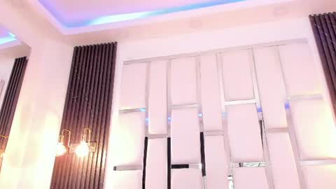 Maia Clark online show from June 25, 2026, 9:52 pm