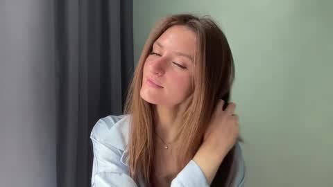 Snapshot of maiabarthe chatting on May 30, 2026, 8:11 am M I A online show from May 30, 2026, 8:11 am