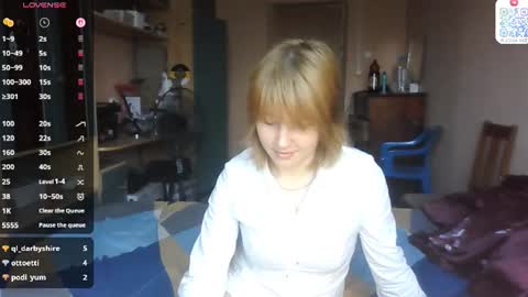 Evie online show from June 30, 2026, 1:12 pm