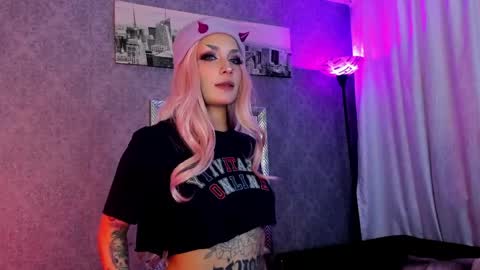   online show from April 27, 2026, 7:56 pm