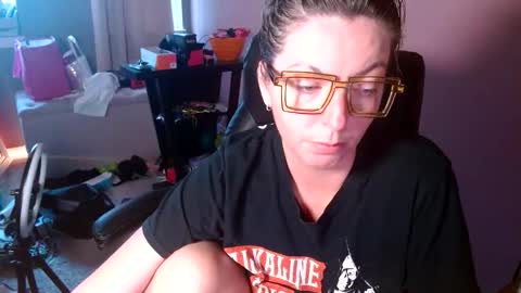 Snapshot of mandybabyxxx chatting on May 17, 2026, 2:20 am MandyBabyXXX online show from May 17, 2026, 2:20 am