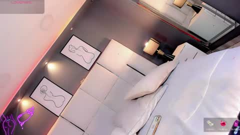 manellyksparklee online show from June 28, 2026, 1:17 pm