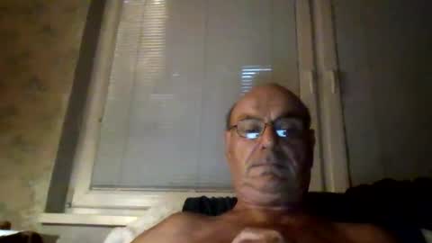 Snapshot of manes5858 chatting on July 31, 2026, 8:52 pm manes5858 online show from July 31, 2026, 8:52 pm