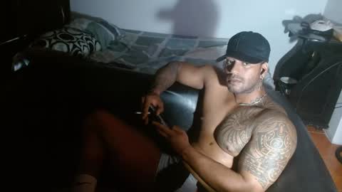 Snapshot of manolofitt chatting on May 28, 2026, 9:12 pm Manolo online show from May 28, 2026, 9:12 pm