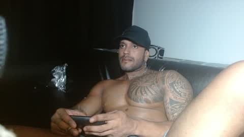Snapshot of manolofitt chatting on May 31, 2026, 1:14 am Manolo online show from May 31, 2026, 1:14 am