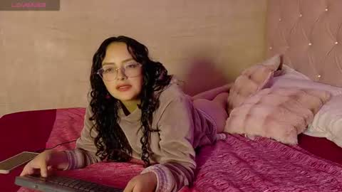 Snapshot of manumeow_ chatting on June 12, 2026, 1:26 am Manu online show from June 12, 2026, 1:26 am