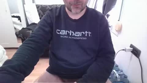 manuserita online show from May 17, 2026, 11:50 am