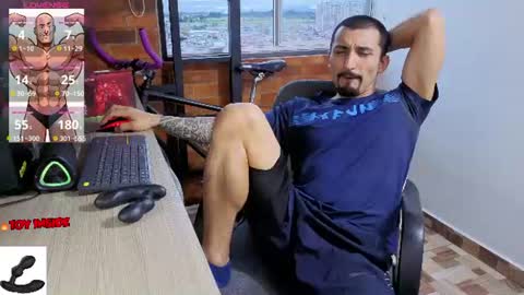 Snapshot of marckmuscle chatting on June 30, 2026, 11:06 pm Marck Independent model online show from June 30, 2026, 11:06 pm