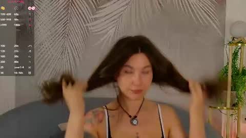 Snapshot of marie_diaze chatting on June 18, 2026, 10:09 am Marie LEAVE YOUR WITH ME online show from June 18, 2026, 10:09 am