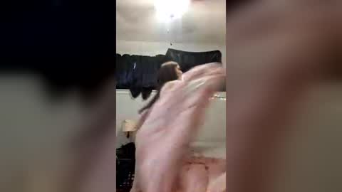 mariee2500 online show from June 14, 2026, 6:32 pm