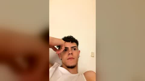 Snapshot of mariotejerolopez2005 chatting on July 5, 2026, 11:12 pm Marcos online show from July 5, 2026, 11:12 pm