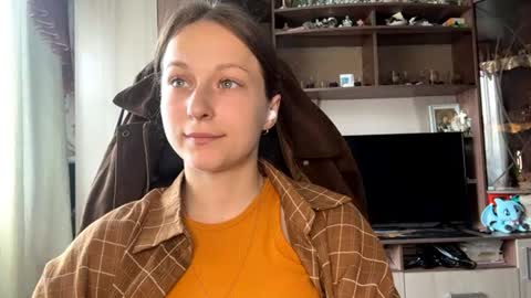 Lena online show from June 18, 2026, 9:14 am