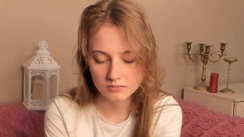 Andriella online show from May 10, 2026, 9:47 am