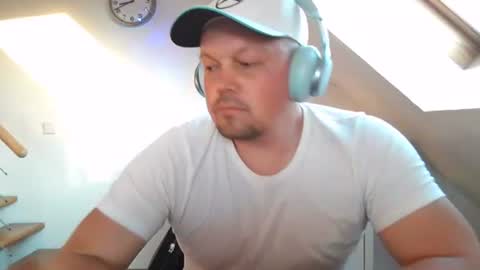 mars0481 online show from July 18, 2026, 6:45 pm