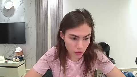marthabarens online show from June 7, 2026, 4:22 pm
