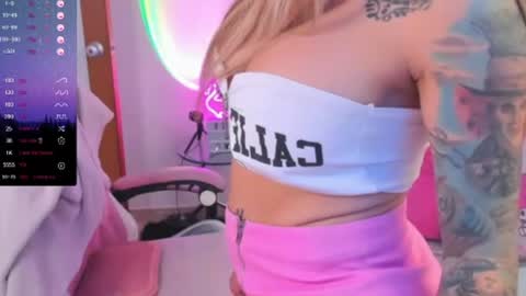 Martina online show from June 23, 2026, 2:04 pm