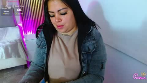 Snapshot of martina_tay chatting on June 4, 2026, 3:12 am Hey im martina online show from June 4, 2026, 3:12 am
