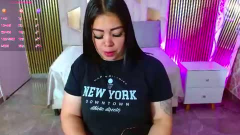 Snapshot of martina_tay chatting on June 20, 2026, 3:20 am Hey im martina online show from June 20, 2026, 3:20 am