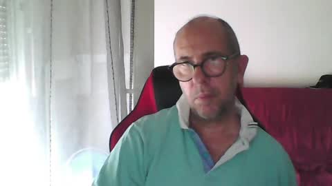 Snapshot of mat11efou chatting on July 8, 2026, 10:53 am mat11efou online show from July 8, 2026, 10:53 am
