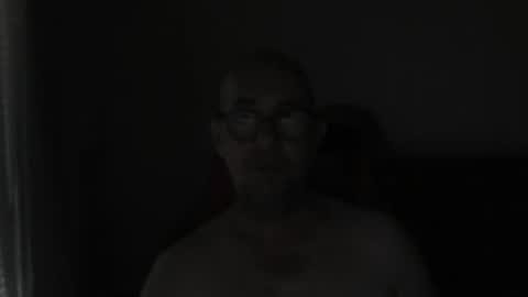 Snapshot of mat11efou chatting on July 17, 2026, 9:16 am mat11efou online show from July 17, 2026, 9:16 am