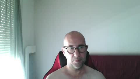 Snapshot of mat11efou chatting on July 19, 2026, 12:09 pm mat11efou online show from July 19, 2026, 12:09 pm