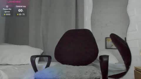 MATEO HUNTER online show from February 3, 2026, 2:53 am