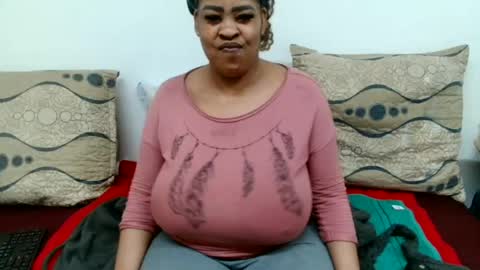 QUEEN online show from July 5, 2026, 5:31 pm