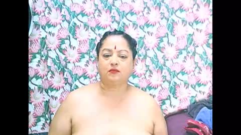 matureindian654u online show from June 24, 2026, 12:26 pm