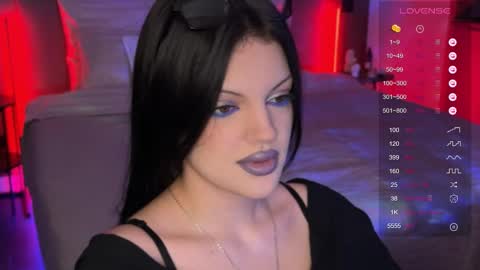 Snapshot of mavis_crystal chatting on November 30, 2025, 7:29 pm Mavis online show from November 30, 2025, 7:29 pm