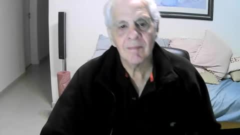 Snapshot of max_2017 chatting on July 20, 2026, 1:20 am max_2017 online show from July 20, 2026, 1:20 am