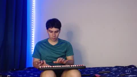 max_snow1616 online show from February 20, 2026, 4:29 pm