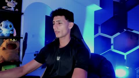 Maximo online show from July 23, 2026, 7:34 pm