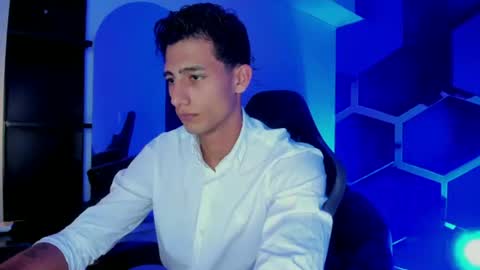 Maximo online show from July 31, 2026, 7:24 pm
