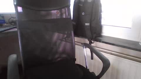 maxou569 online show from July 13, 2026, 8:39 am