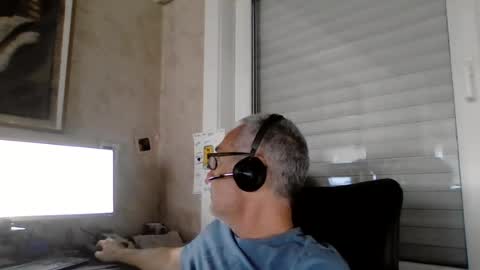 maxou569 online show from July 29, 2026, 7:17 am