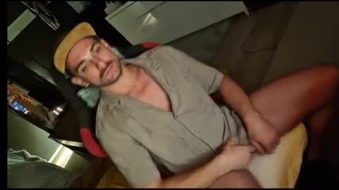 maxxxhard_ online show from June 15, 2026, 10:01 pm