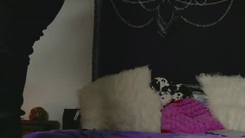 Megan online show from June 21, 2026, 4:15 am